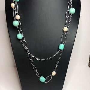 705 silvertone Pearl turquoise long station necklace 44"
